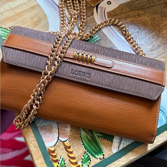 LOEWE Velazquez Embossed Leather Long Wallet Mini Wallet BEAUTIFUL! W/Chain - Picture 15 of 17